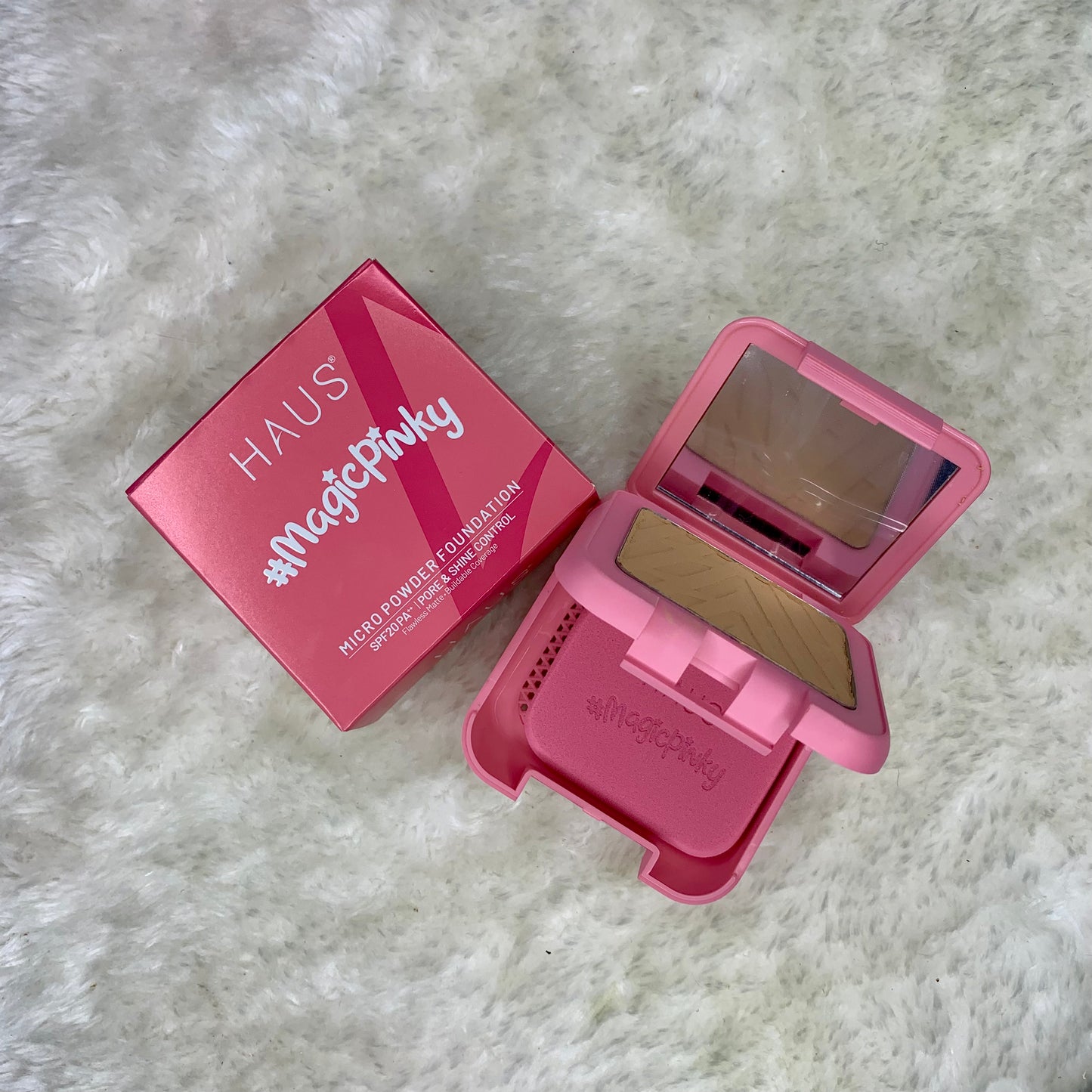 HAUS | KINAXHAUS Magic Pinky Powder Foundation