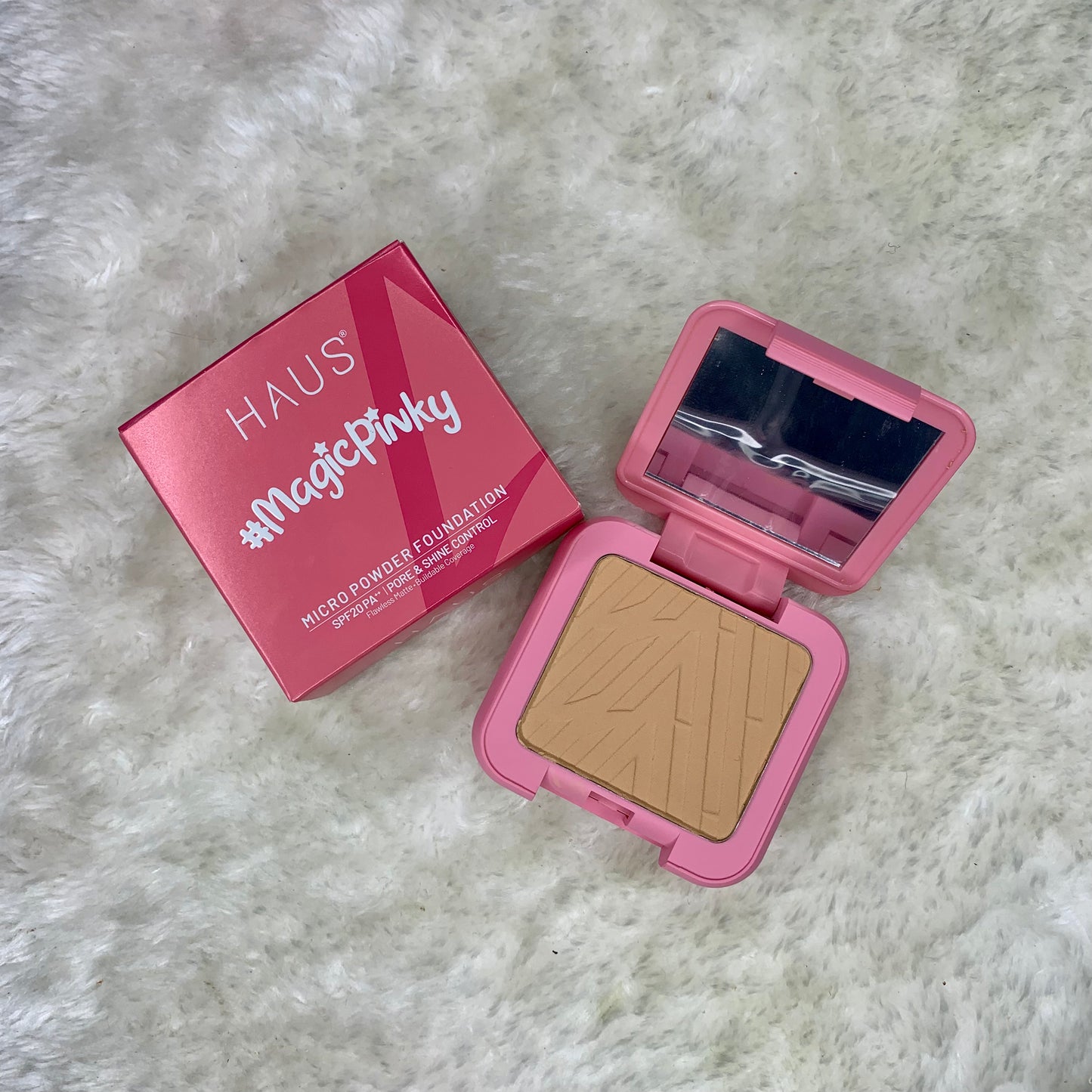 HAUS | KINAXHAUS Magic Pinky Powder Foundation