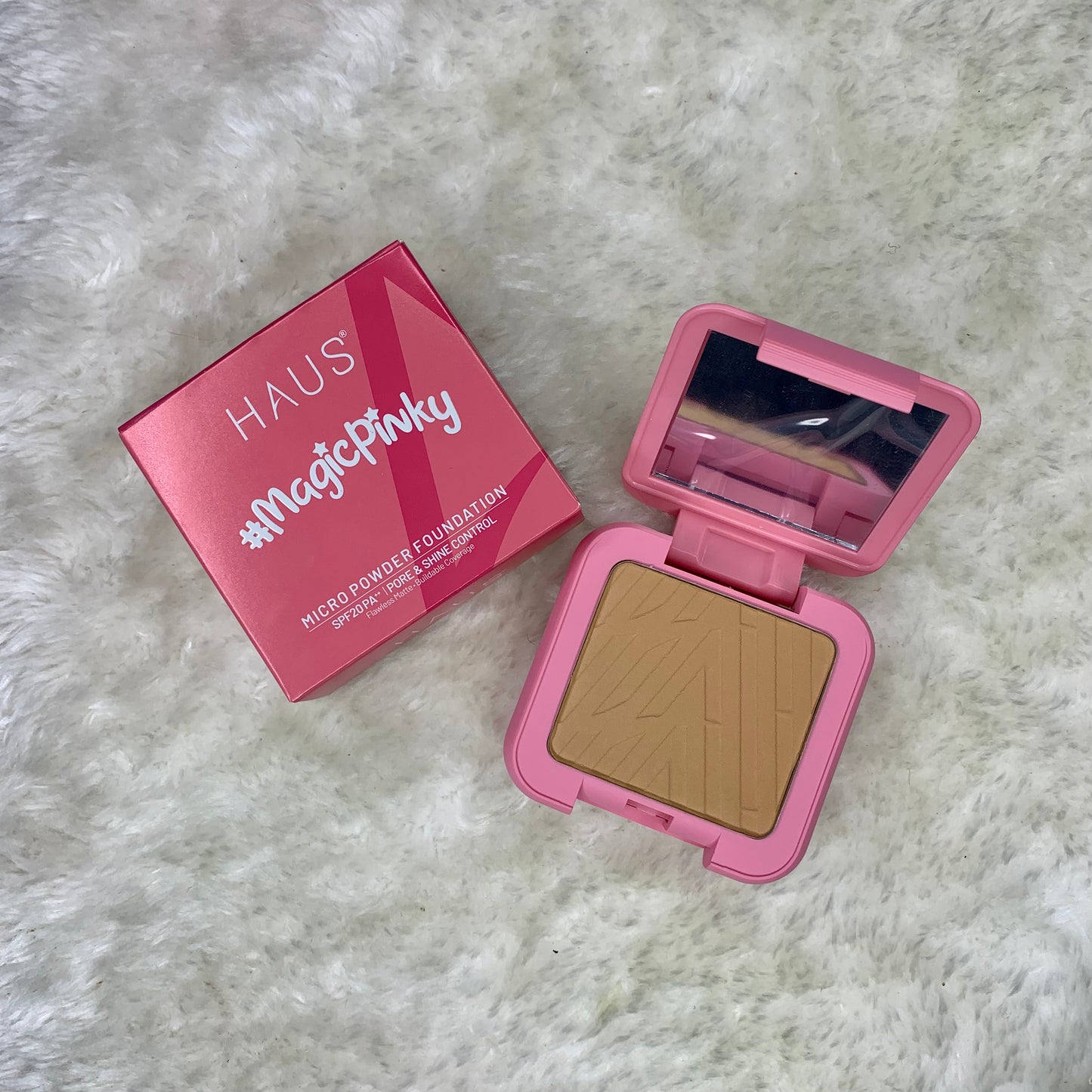 HAUS | KINAXHAUS Magic Pinky Powder Foundation