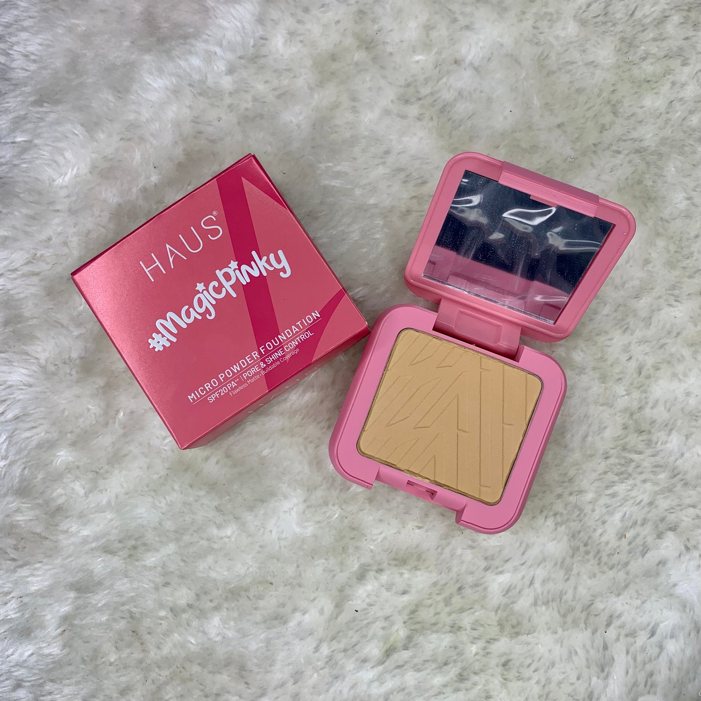 HAUS | KINAXHAUS Magic Pinky Powder Foundation