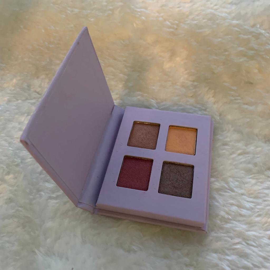 Affordable Makeup | Poker Series Eyeshadow Palette